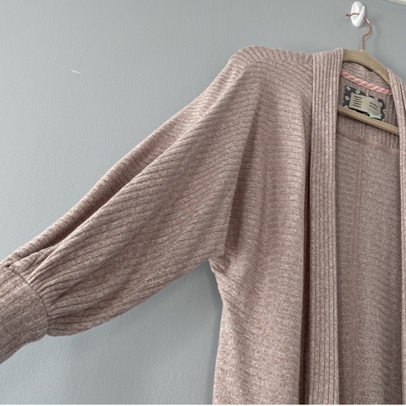 🆕Saturday Sunday by Anthropologie Tan Ribbed Long Sleeve Open Front Cardigan - Picture 4 of 5